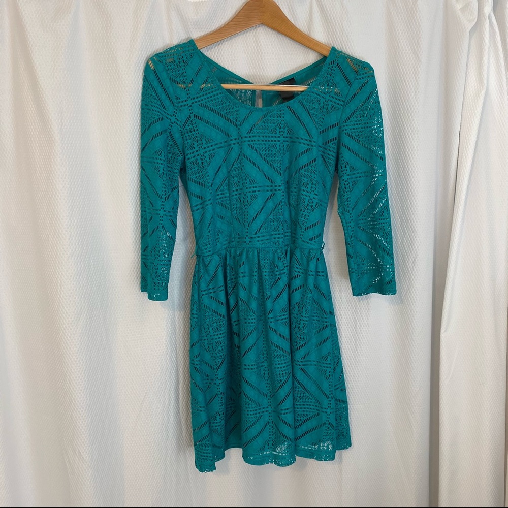 Green lace dress
